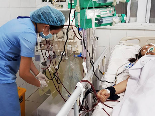 3 lần ngưng tim và hôn mê khi vừa sinh, sản phụ "trở về" sau nhiều ngày giành giật sự sống với tử thần