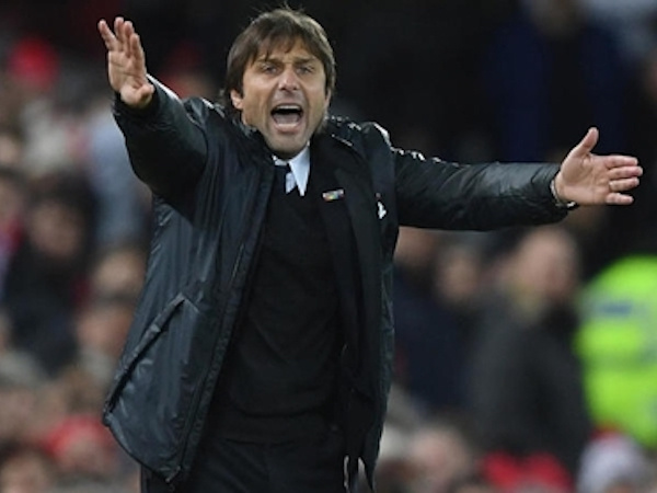 Conte không hối tiếc khi gây thù với Mourinho