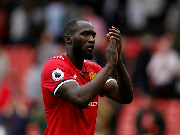 Lukaku chia tay Everton vì tin nhắn của pháp sư