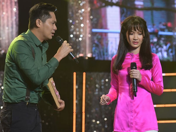 'Ngọc nữ Bolero' Jang Mi được khen khi hát trên sân khấu