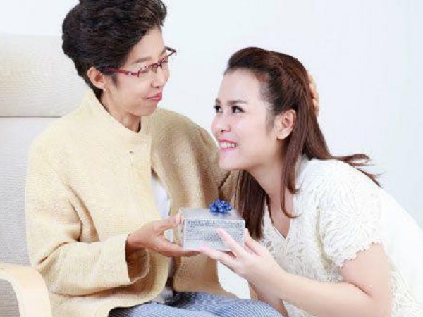 Những điều cần phải nhớ để sống chung với mẹ chồng không thành cơn ác mộng