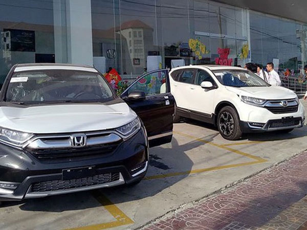 Giá xe Honda CR-V 2018 cao hơn dự kiến: Người trong cuộc nói gì?