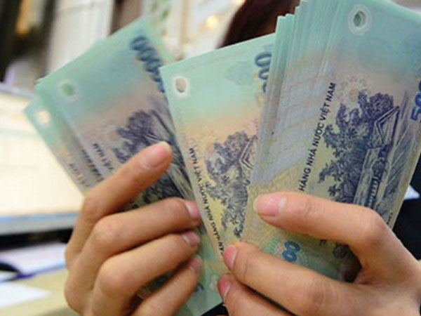 Ngân hàng lãi lớn, nhân viên hồi hộp chờ thưởng Tết