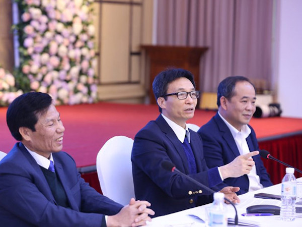 Đối thoại bóng đá Việt Nam: VFF thừa nhận V-League vẫn còn tiêu cực