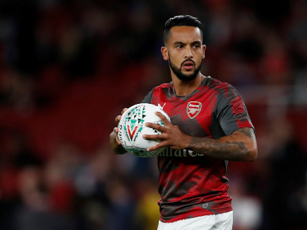 Everton, Southampton muốn 'giải cứu' Walcott khỏi Arsenal