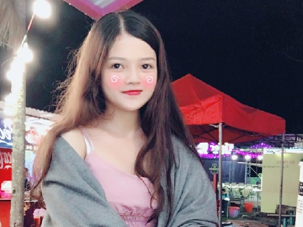Thanh niên kể nuôi bạn gái 5 năm vẫn bị 'cắm sừng', cô gái lên tiếng: 'Mình không được đi học ĐH và bị đánh'
