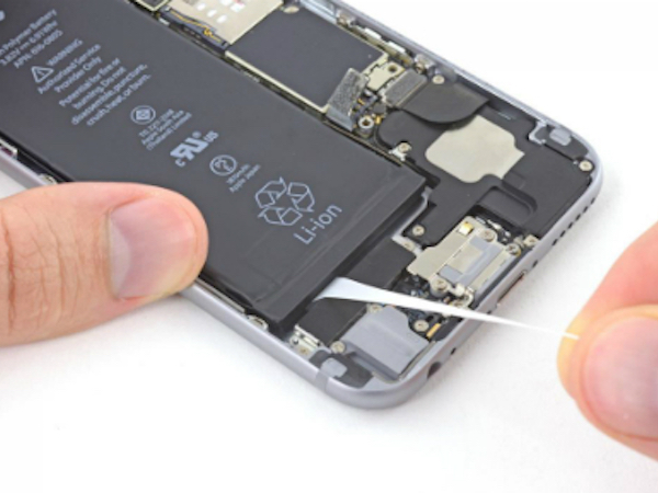 Áp lực thay pin có thể là nguyên nhân của hai vụ nổ pin iPhone