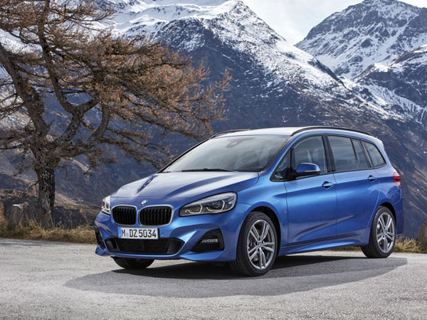 BMW ra mắt bản nâng cấp cho Series 2 2018