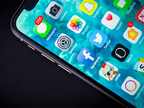 LG và Samsung phải cạnh tranh để sản xuất màn hình iPhone