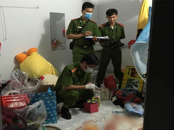 Thanh niên giết bạn gái rồi giấu xác phi tang dưới suối, sau đó đi xe máy về quê tự vẫn