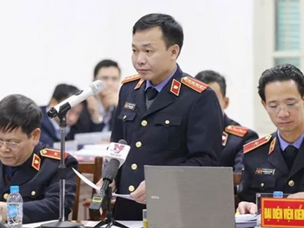 Luật sư của ông Đinh La Thăng: VKS áp dụng lẫn lộn luật