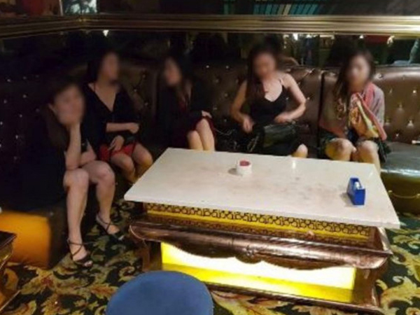 Người Việt bị bắt vì 'khỏa thân nơi công cộng' ở Singapore