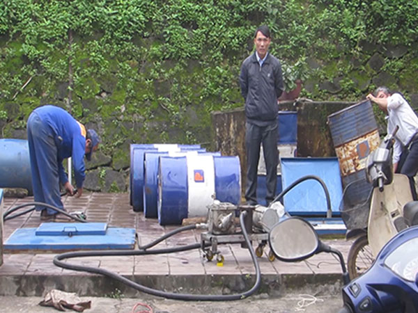 150 lít nước trong bồn xăng gây chết máy xe ở Quảng Trị
