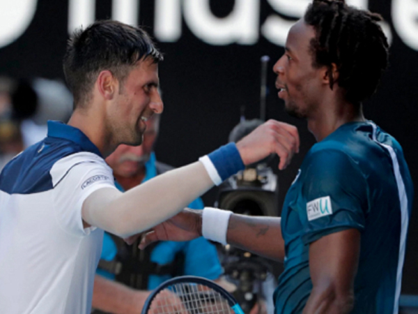 Djokovic hạ Monfils dưới cái nắng 39 độ ở Melbourne