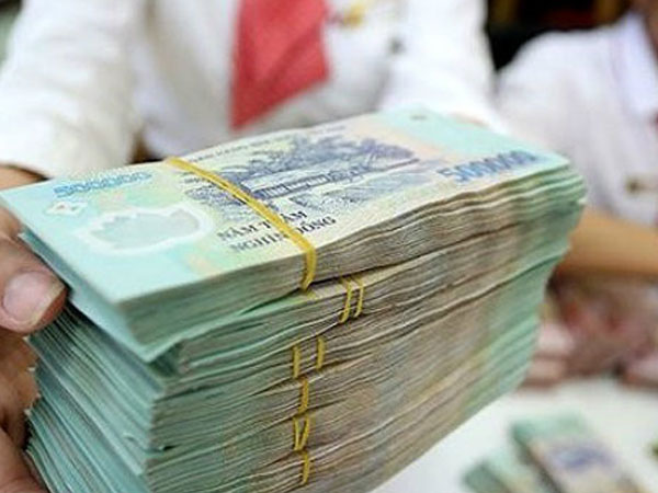 Lãi suất liên ngân hàng tiếp tục tăng mạnh