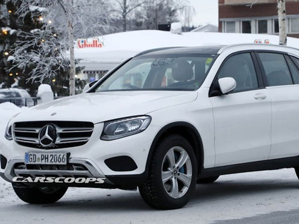 Mercedes-Benz GLC 2019 lộ ảnh nội thất
