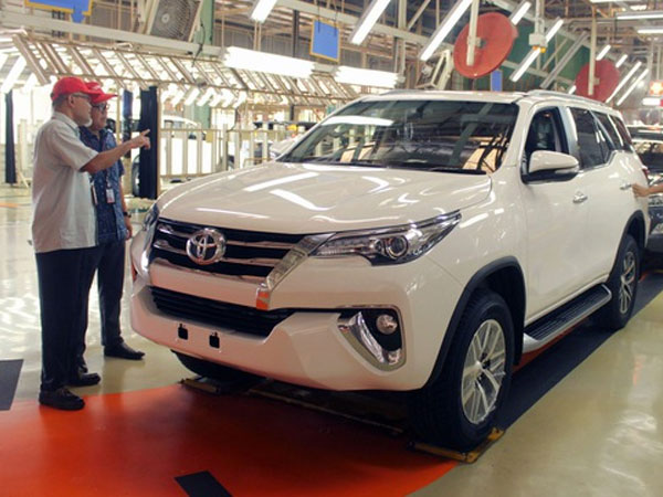 Toyota, Lexus, Honda và Mitsubishi tạm dừng xuất khẩu nhiều xe vào Việt Nam