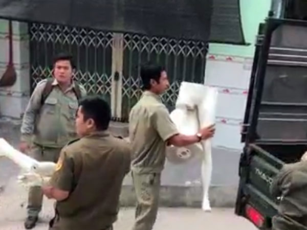 Video: Thực nghiệm hiện trường vụ vợ giết chồng, phân xác phi tang