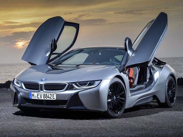 BMW i8 có thể nâng cấp động cơ mạnh mẽ hơn