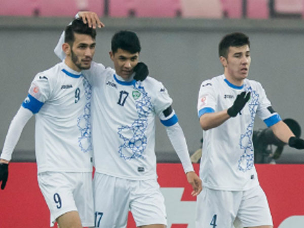 U23 Nhật Bản thành cựu vô địch sau thảm bại trước Uzbekistan