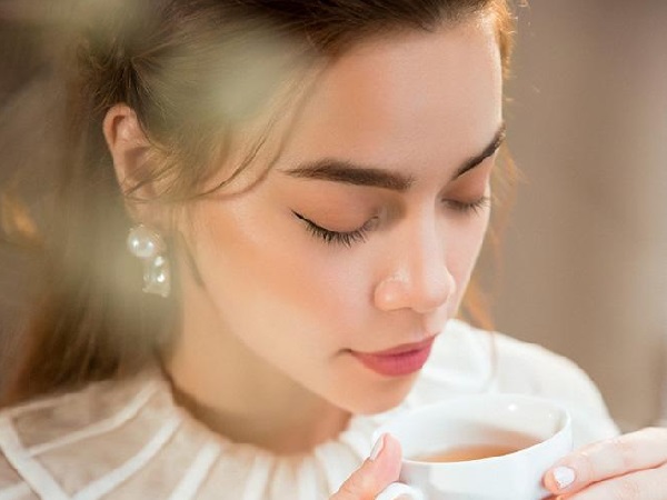 Hồ Ngọc Hà: 'Cứ kiếm tiền sống qua ngày thôi, đừng vỗ ngực xưng tên mà làm chi'