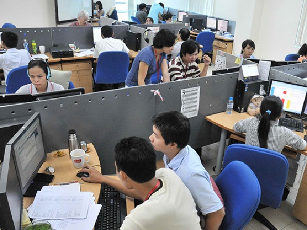 Lương hơn 10.000 USD/tháng vẫn không tuyển được người