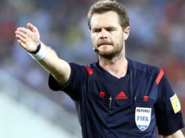 Trọng tài thổi penalty cho Iraq từng khiến Việt Nam hòa oan nghiệt
