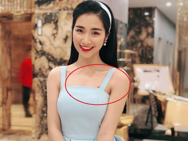 Có bạn trai mới, Hòa Minzy 'đối xử' thế nào với hình xăm Công Phượng?