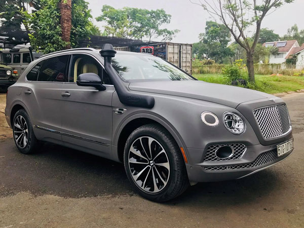 Độ ống thở cho SUV hạng sang - thú chơi dị của đại gia Việt