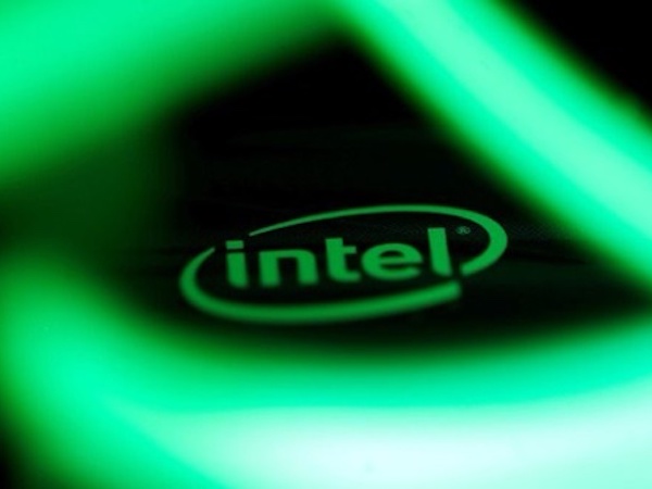 Intel lúng túng khuyên người dùng ngừng cập nhật bản vá lỗi Spectre và Meltdown do nhiều thiết bị tự khởi động lại