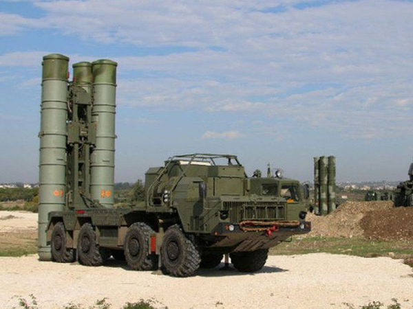 Nếu Việt Nam ký hợp đồng mua tên lửa S-400 sẽ là bước ngoặt lịch sử