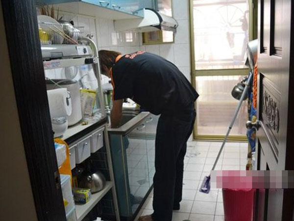 Than vãn vì chồng ở bẩn đã đành, đây có hẳn một team các mẹ phát hoảng vì chồng sạch sẽ mới hay