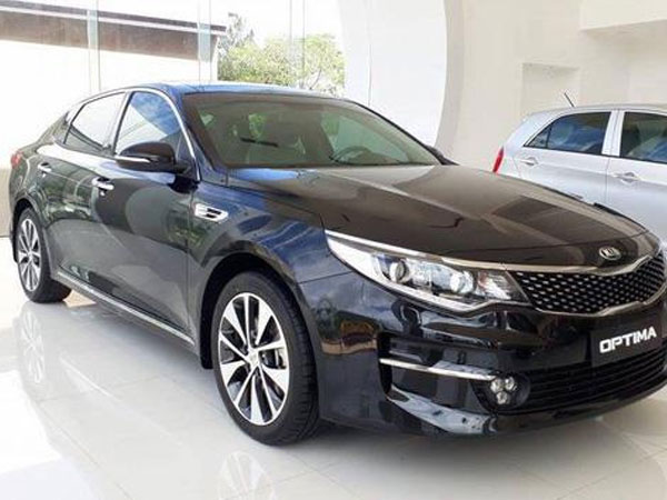 Kia Optima là phần thưởng cho HLV Park Hang Seo