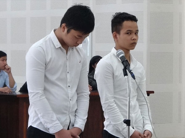 Án mạng sau mâu thuẫn tiếng nẹt pô, 9X lĩnh 16 năm tù
