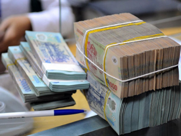 Ngân hàng Nhà nước 'siết' vốn vào bất động sản, tiêu dùng, chứng khoán