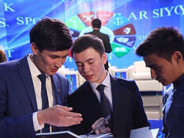 Người Uzbekistan không 'mê' Facebook