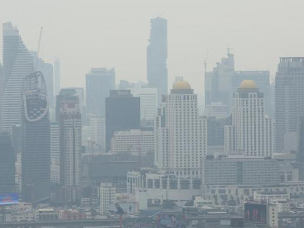 Bangkok báo động ô nhiễm khói bụi