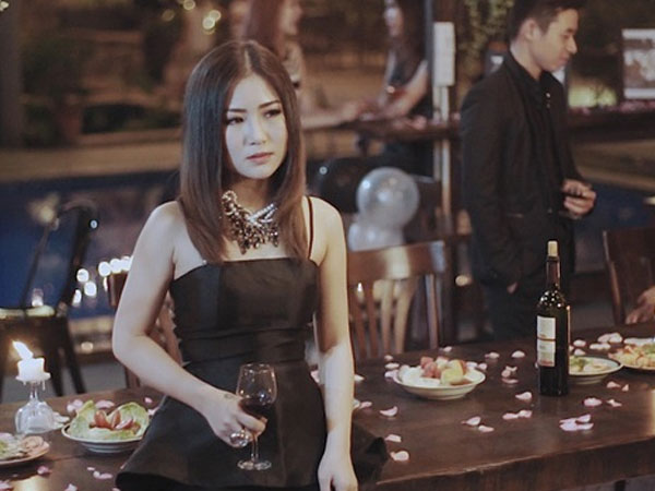 Đến lượt MV gần 70 triệu views của Hương Tràm bị gỡ khỏi Youtube vì vi phạm bản quyền