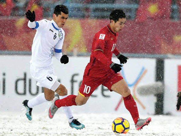 Đặng Phương Nam: ‘Đá trên sân băng được như U23 Việt Nam là quá giỏi rồi'