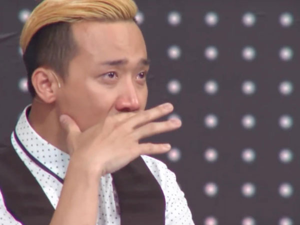 'Lầy lội' là thế, Trấn Thành cũng là người mau nước mắt nhất "Giọng ải giọng ai"
