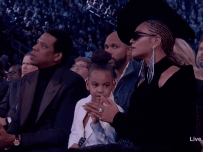 Khoảnh khắc gây sốt Grammy: Con gái bảo, bố mẹ Beyoncé và JayZ phải nghe!