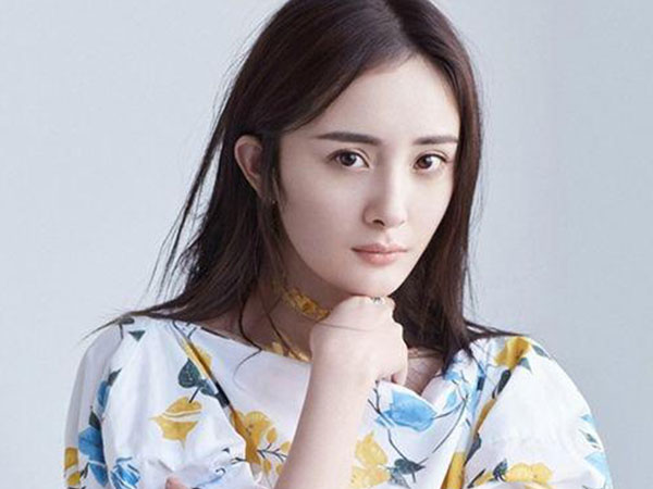'Được nghỉ cũng không về nhà', Dương Mịch lại khiến dân mạng bức xúc, khó chịu
