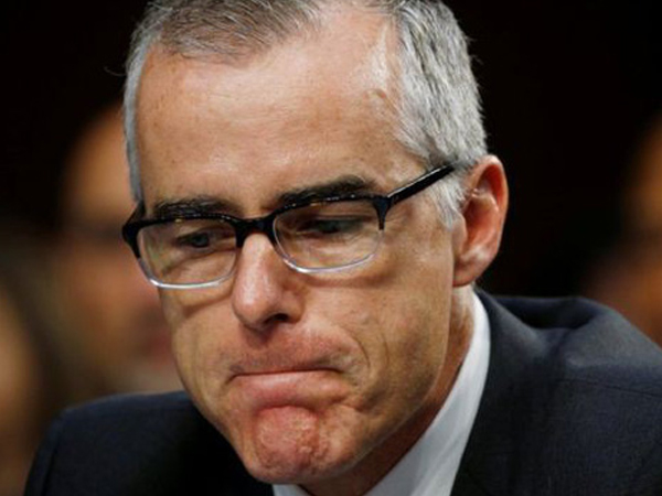 Phó giám đốc FBI quyết định về hưu sớm do áp lực?