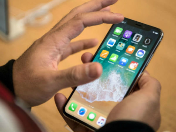 Sản lượng iPhone X có thể giảm 20 triệu máy vì bán chậm