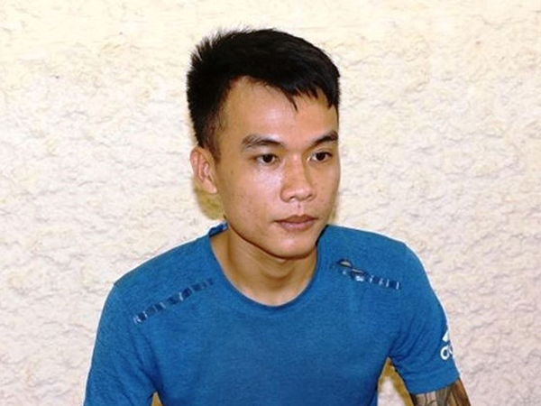 Ẩu đả, rút súng AK bắn 'thị uy'