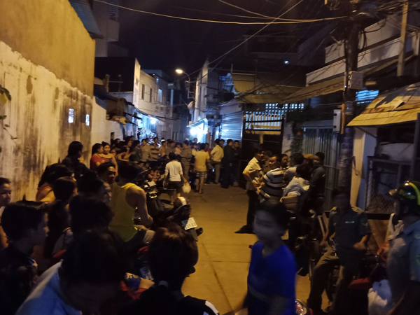 Chồng phát hiện vợ tử vong với vết cứa ở cổ trong phòng trọ ở Sài Gòn