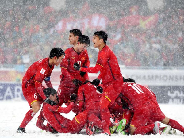 MV ca nhạc đầu tiên của đội hình 'boyband quốc dân' U23 Việt Nam
