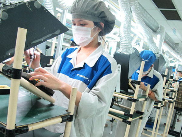 Mỹ giảm thuế, Tổ tư vấn Kinh tế lo vốn FDI rút khỏi Việt Nam
