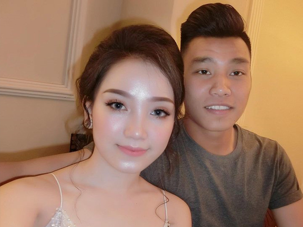 Nhan sắc bạn gái hậu vệ Vũ Văn Thanh