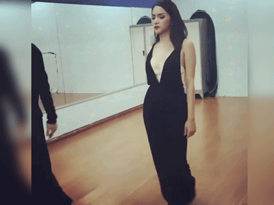 Hương Giang khoe khả năng catwalk điêu luyện trước thềm chinh chiến Hoa hậu Chuyển giới Quốc tế